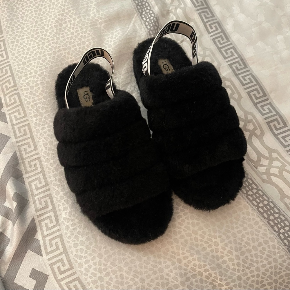 🖤 UGG Fluff Yeah Slippers